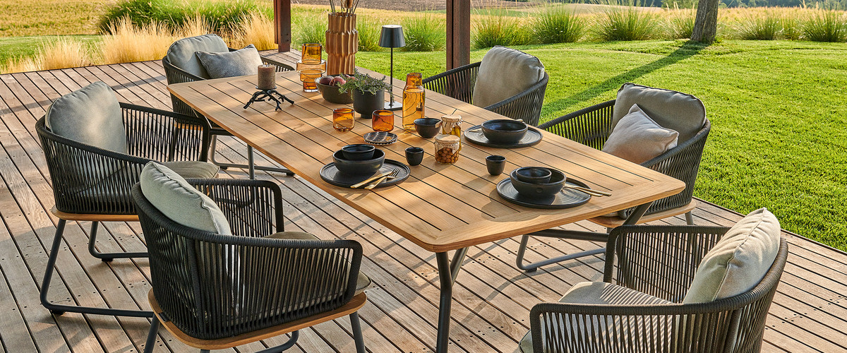 Weishaeupl-Denia-Sitzgruppe-Dining-Sessel-und-Tisch-220x100-Gartenmoebel
