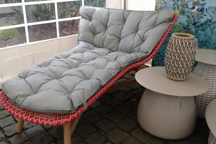 Dedon Mbrace Daybed